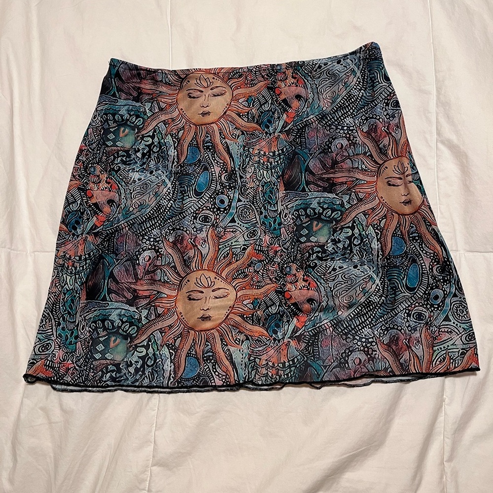 Y2K SHEIN Celestial Print Lettuce Trim Lined Mini Skirt Size XL, Whimsical